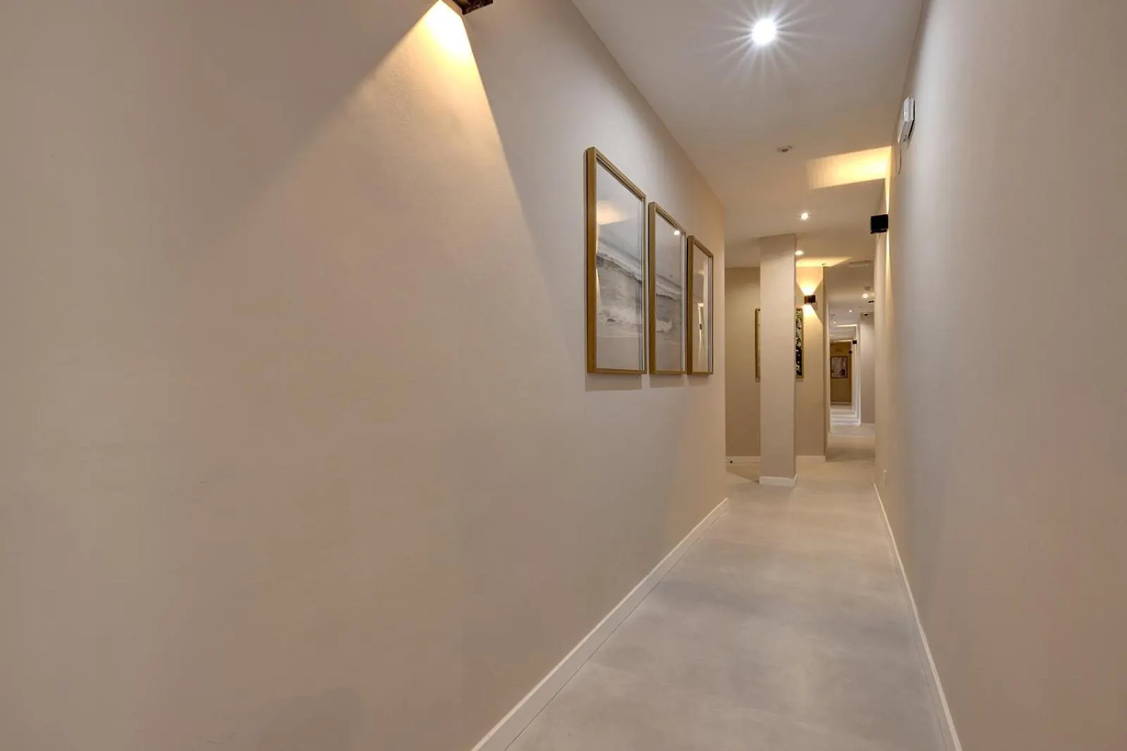 Guest house Hostal Puerta Almar Estepona Spain