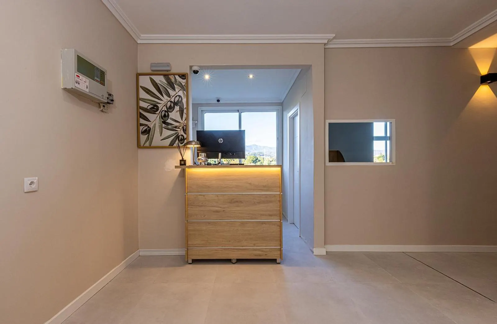 Hostal Puerta Almar Estepona