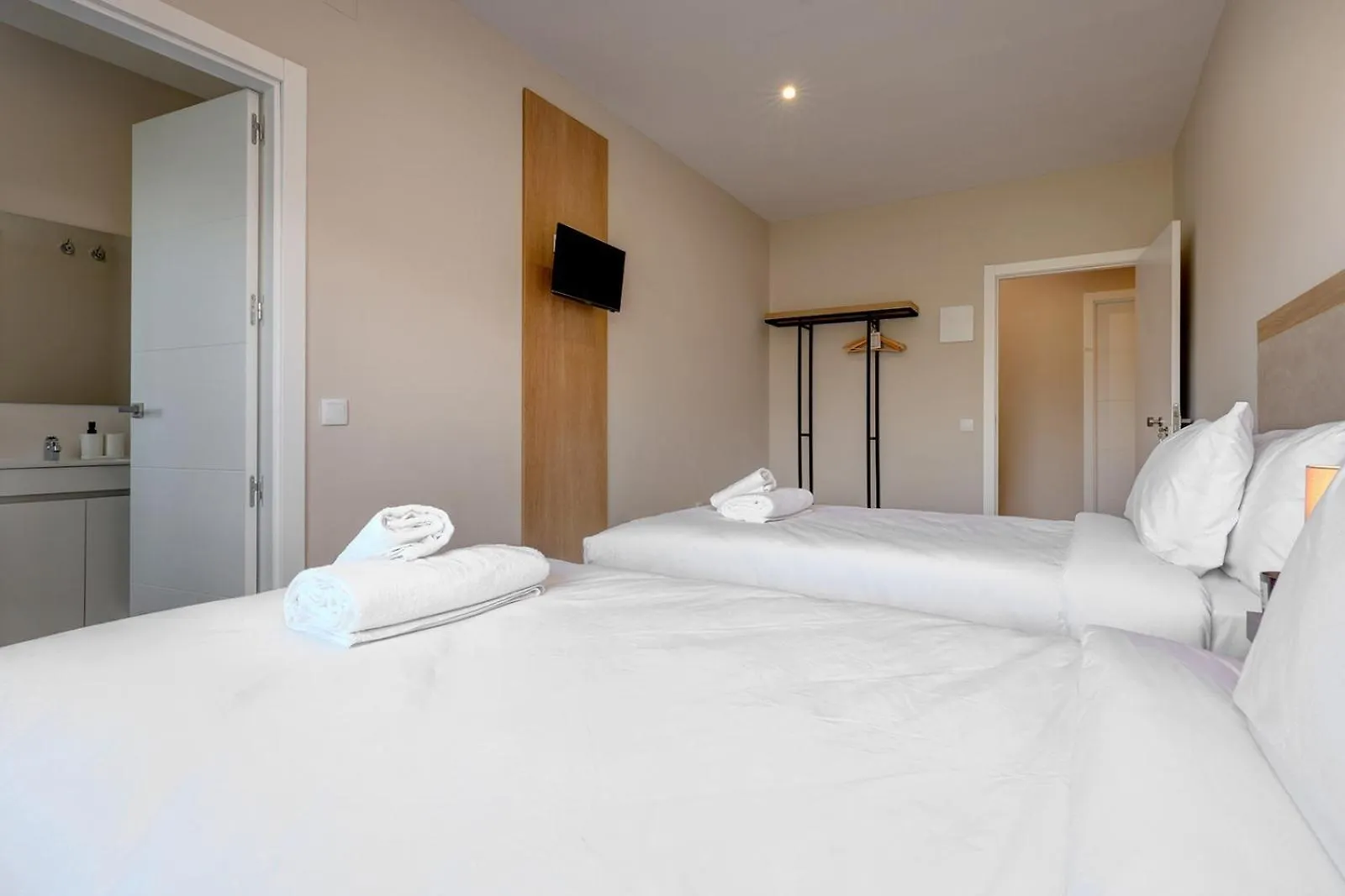 Guest house Hostal Puerta Almar Estepona