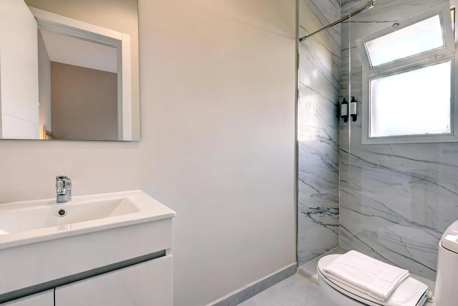 Hostal Puerta Almar Estepona Guest house