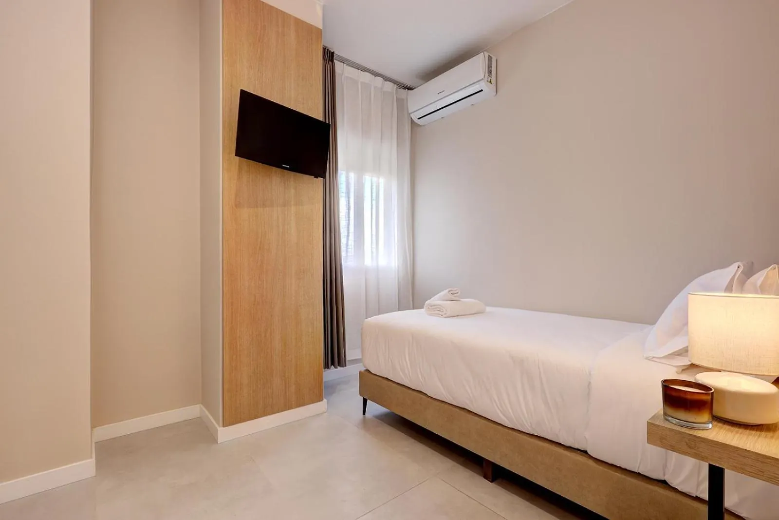Hostal Puerta Almar Estepona