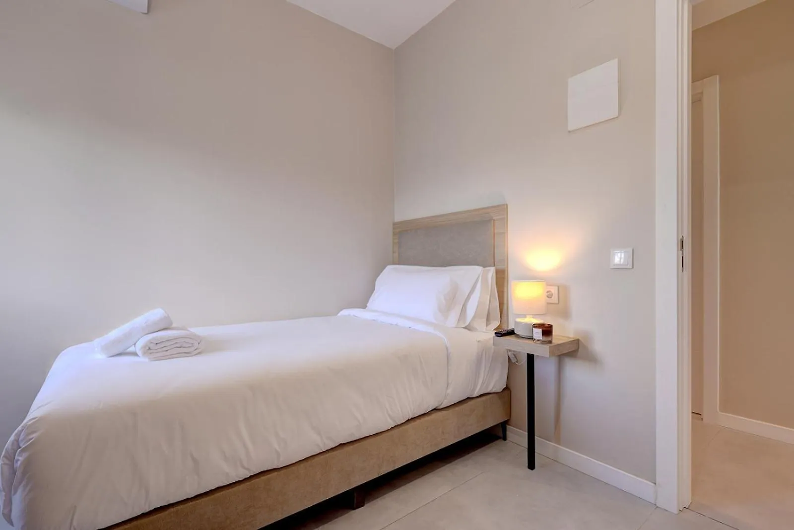 بيت ضيافة Hostal Puerta Almar إِستيبونا إسبانيا