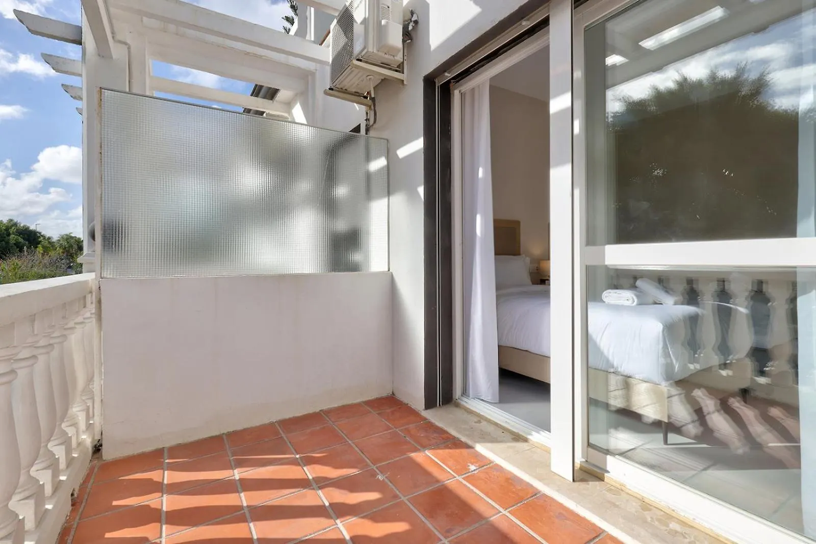Hostal Puerta Almar Estepona Spain
