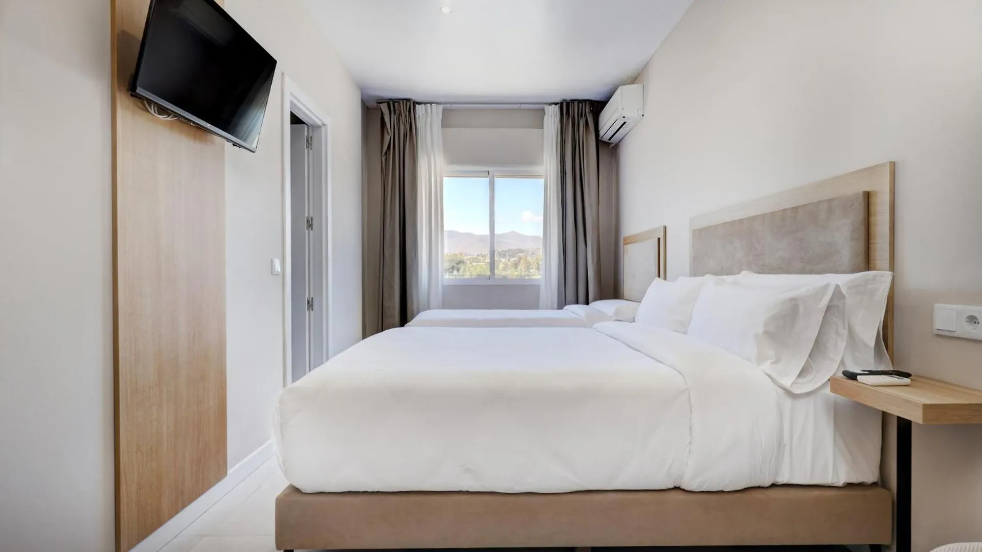 Hostal Puerta Almar Estepona 0*,  Spain